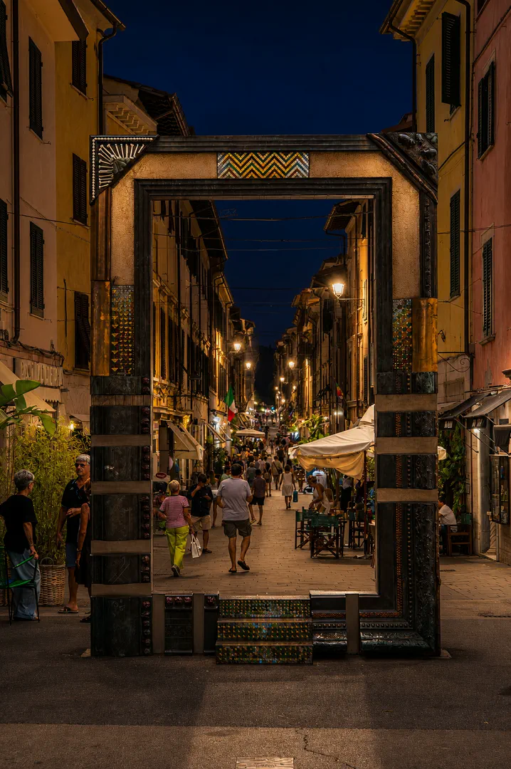 Atelier e opere nel centro di Pietrasanta